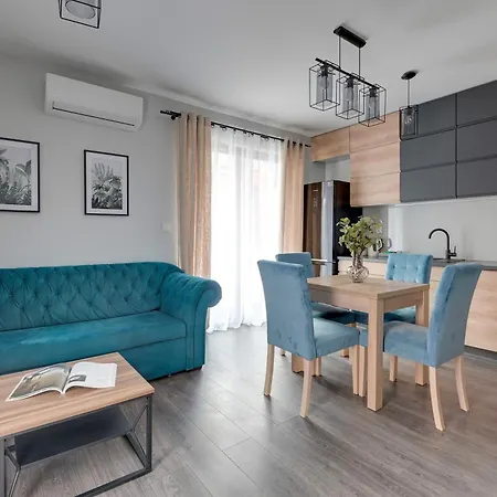 Aura Island Riverside & Parking By Downtown Apart-hotel 3*