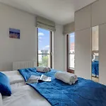 Aura Island Riverside & Parking By Downtown 3* Gdańsk