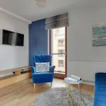 Aura Island Riverside & Parking By Downtown 3*
