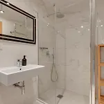 Aura Island Riverside & Parking By Downtown Apartmanhotel Gdańsk