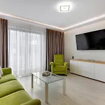 Aura Island Riverside & Parking By Downtown 3*