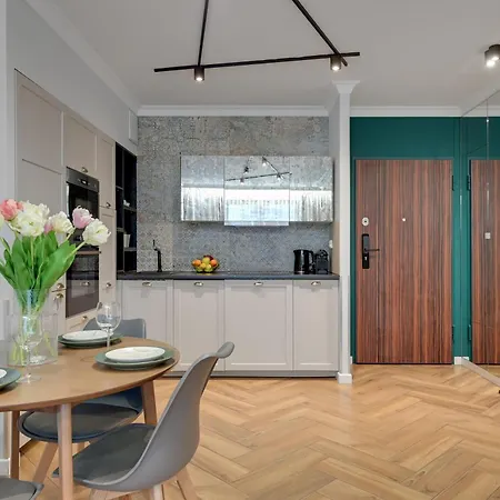 Aura Island Riverside & Parking By Downtown 4*