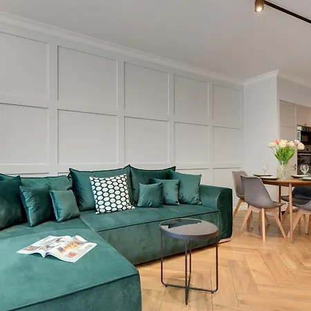 Aura Island Riverside & Parking By Downtown 3* Gdansk