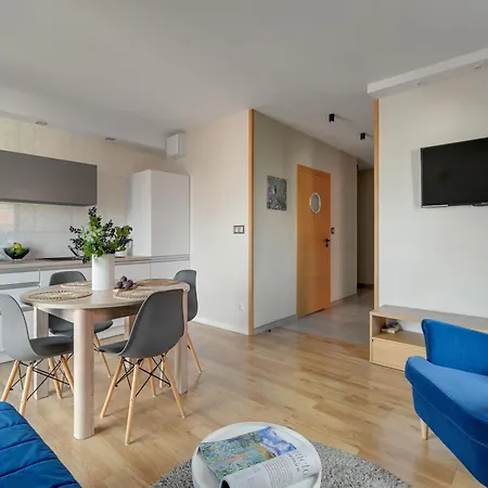 Aura Island Riverside & Parking By Downtown 3* Γκντανσκ