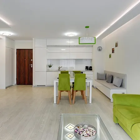 Aura Island Riverside & Parking By Downtown 3* Γκντανσκ