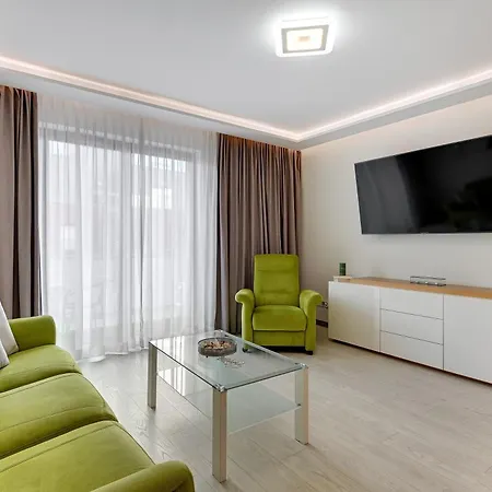 Aura Island Riverside & Parking By Downtown 3*