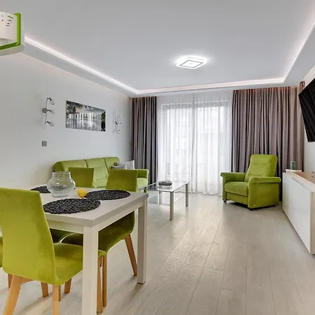 Aura Island Riverside & Parking By Downtown Ξενοδοχείο με διαμερίσματα 3*