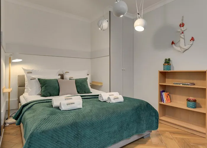 Aura Island Riverside & Parking By Downtown