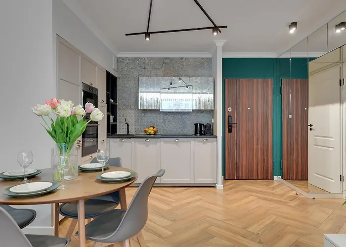 Aura Island Riverside & Parking By Downtown 4*