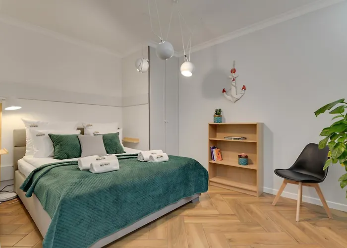 Апарт-отель Aura Island Riverside & Parking By Downtown 4*