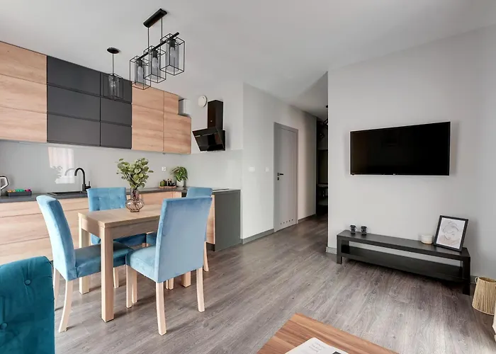 Aura Island Riverside & Parking By Downtown 4* 格但斯克